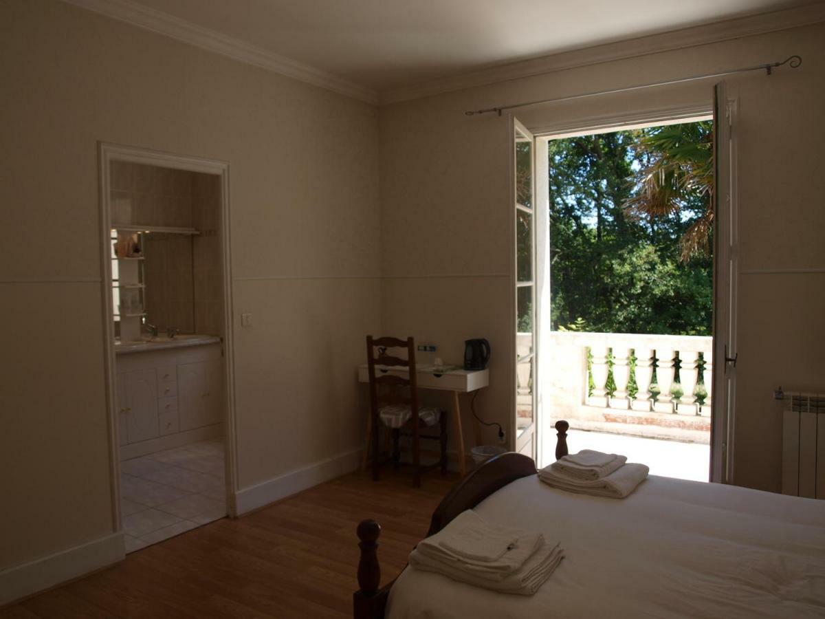 Feugarolles Le Cheminard Bed & Breakfast エクステリア 写真