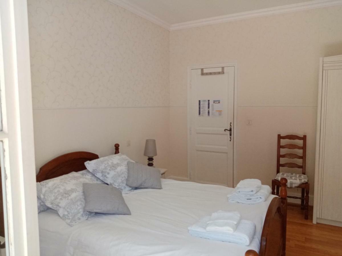 Feugarolles Le Cheminard Bed & Breakfast エクステリア 写真